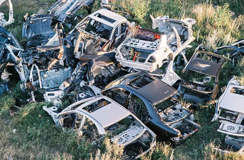 Driving Sustainability Responsible Disposal of Old Cars in Göteborg