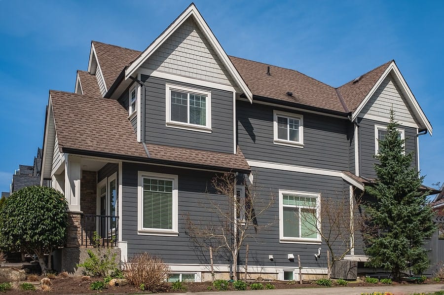 James Hardie Siding vs. Vinyl: Which is Better for Your Home?
